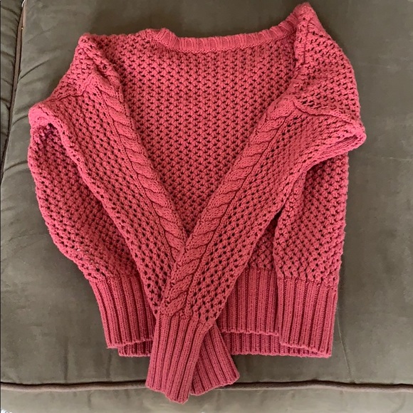 American Eagle Sweater - Picture 3 of 3